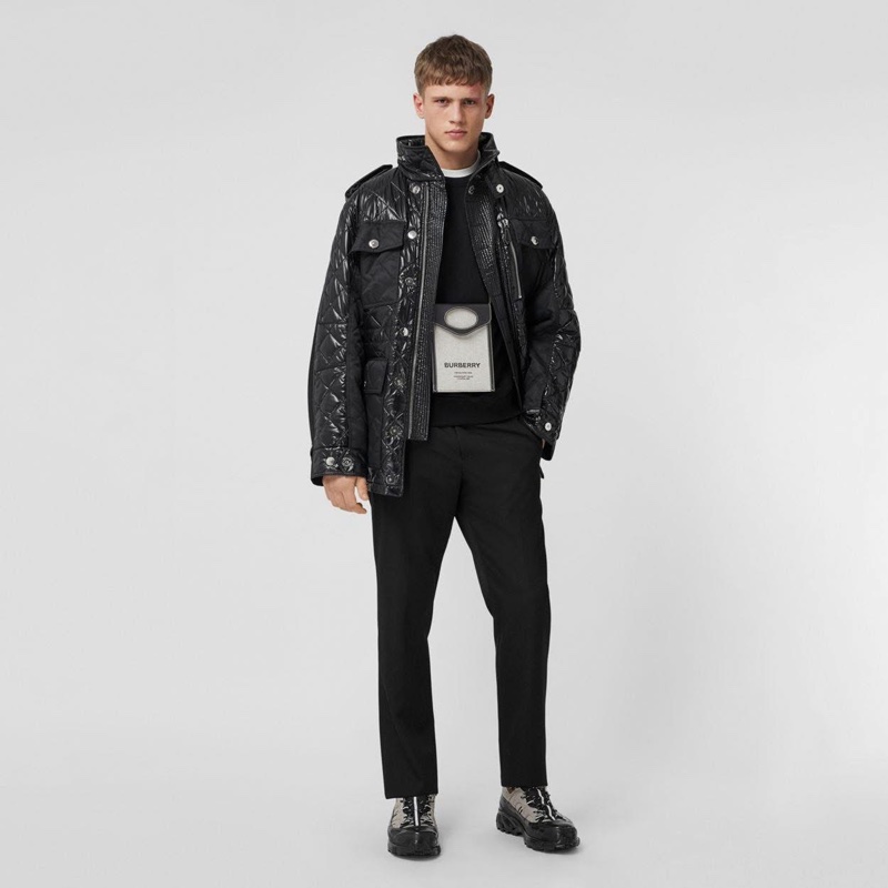 BURBERRY英國男款黑色絎縫拼接風衣44-0