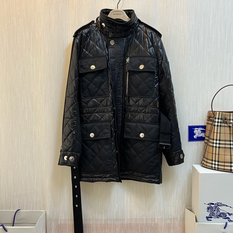 BURBERRY英國男款黑色絎縫拼接風衣44-3