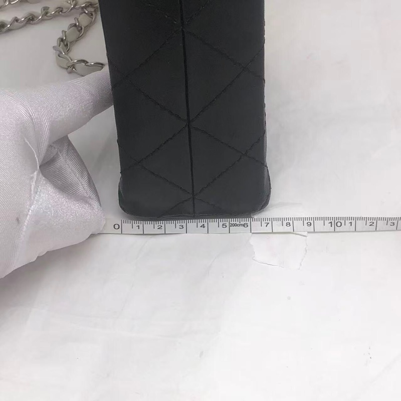 二手Chanel香奈兒黑白牛奶盒子包竪版tote-11