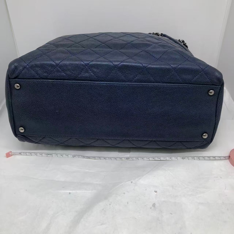 二手Chanel香奈兒海軍藍牛皮荔枝紋tote ，沒配件-8
