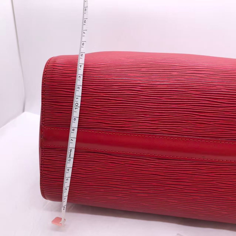 Lv路易威登紅色水波紋枕頭手提包 尺寸:25✖️28，配件鎖鑰匙-7