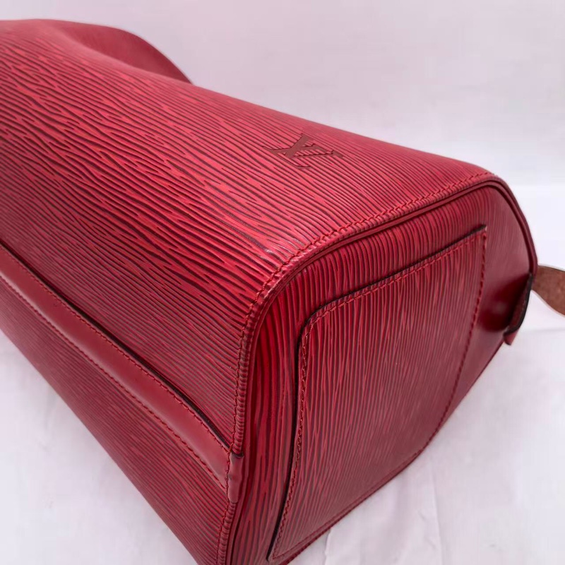 Lv路易威登紅色水波紋枕頭手提包 尺寸:25✖️28，配件鎖鑰匙-13