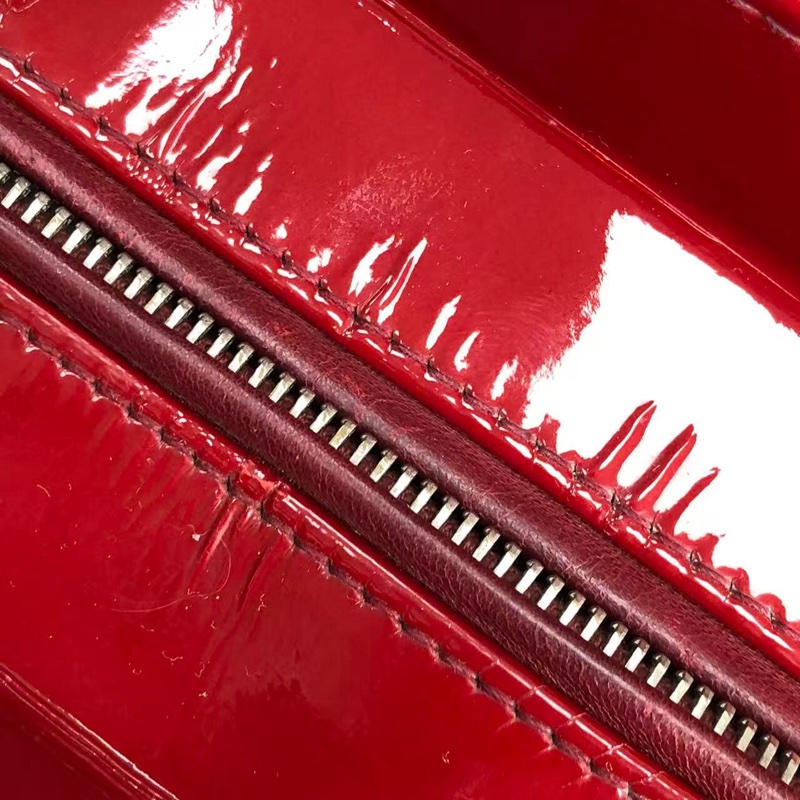 Dior七格紅色漆皮戴妃包，配件肩帶-9