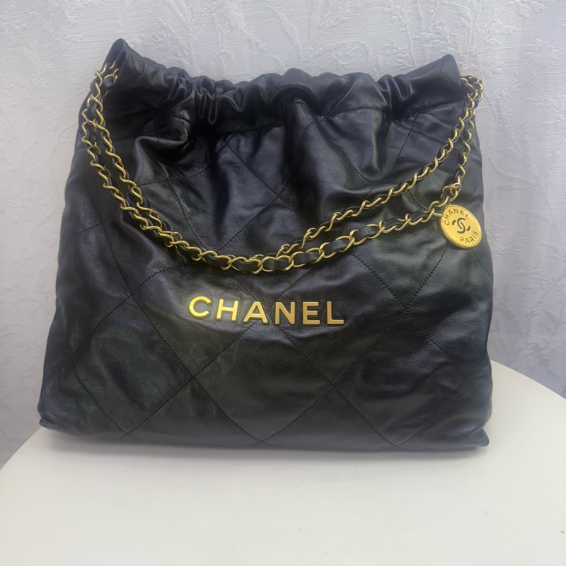 Chanel 22 middle Calfskin Bag-10