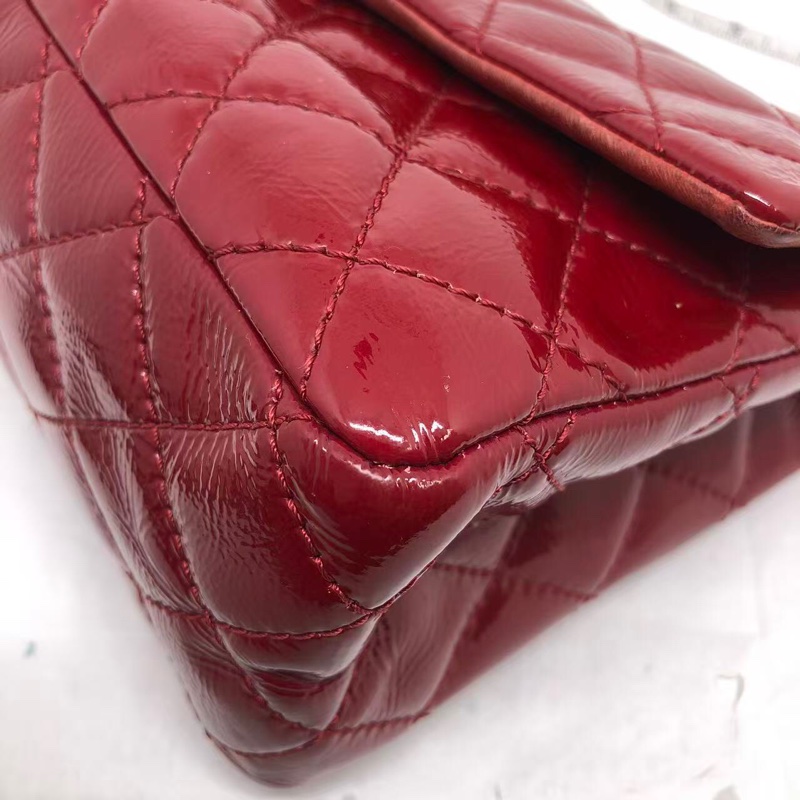 二手Chanel香奈兒2.55系列226紅色漆皮中號,內里有吸色染色,具體如圖-11