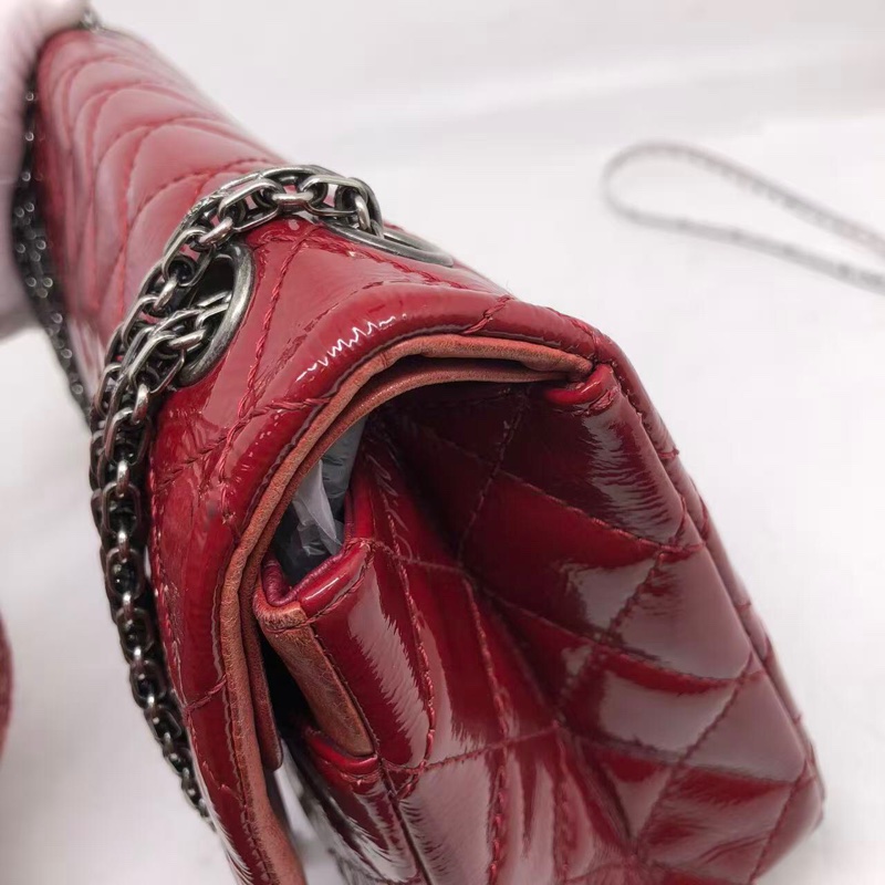 二手Chanel香奈兒2.55系列226紅色漆皮中號,內里有吸色染色,具體如圖-15