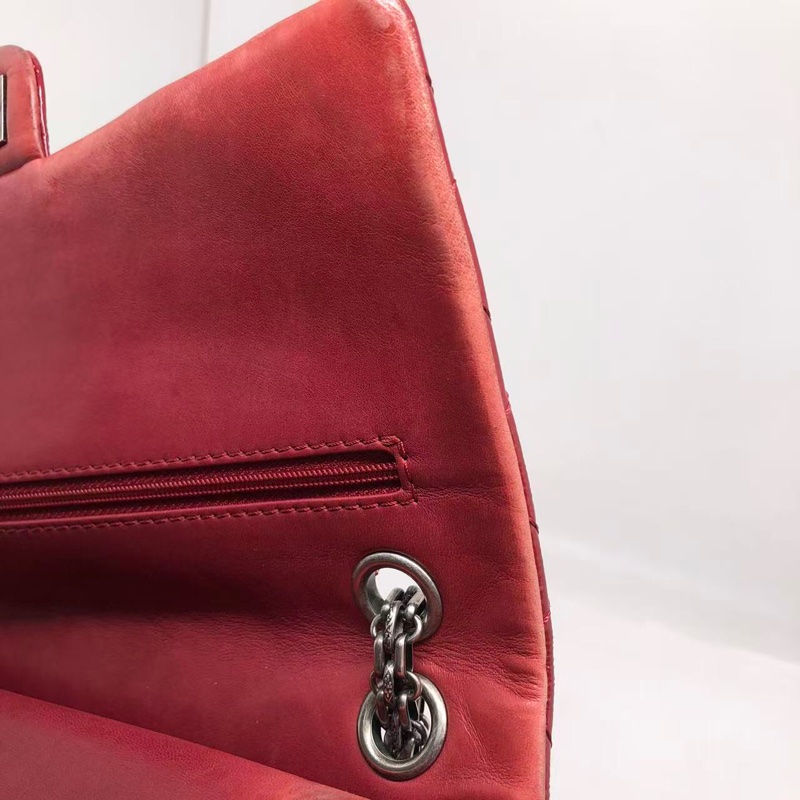 二手Chanel香奈兒2.55系列226紅色漆皮中號,內里有吸色染色,具體如圖-23