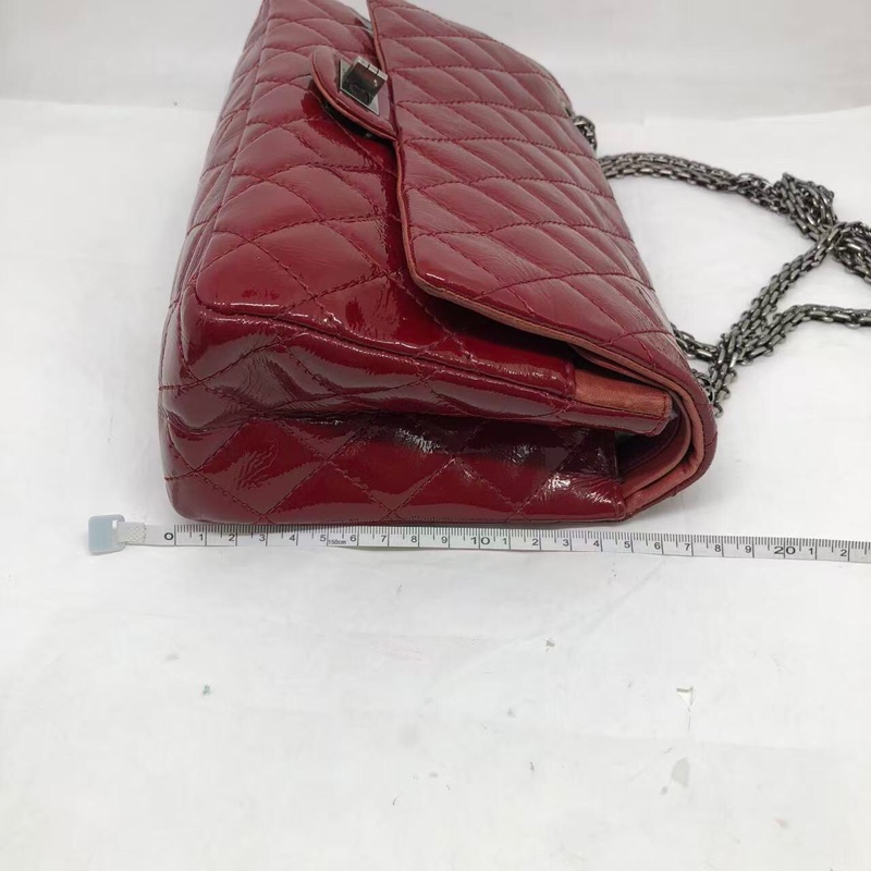 二手Chanel香奈兒2.55系列226紅色漆皮中號,內里有吸色染色,具體如圖-32