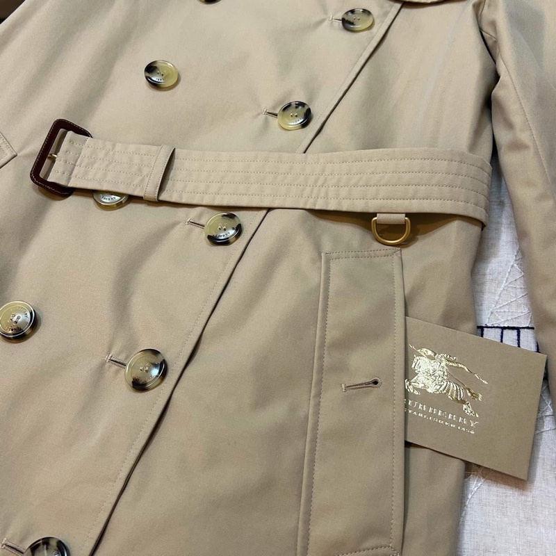 BURBERRY英國肯辛頓蜜色風衣UK2-6