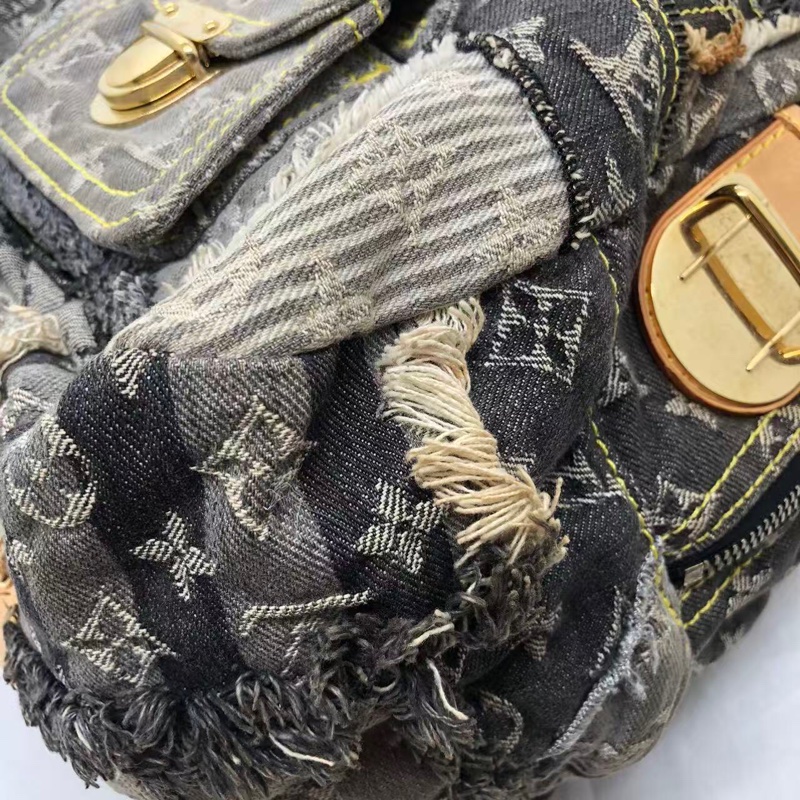 Vuitton/路易威登 中古牛仔拼接手提包  LV中古牛仔拼接手提包，經典老花，牛仔拼接設計，容量大，正常使用痕跡，牛仔包-12