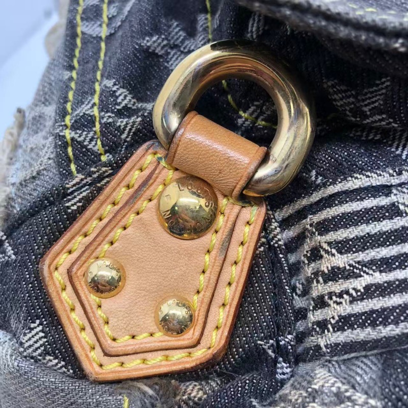 Vuitton/路易威登 中古牛仔拼接手提包  LV中古牛仔拼接手提包，經典老花，牛仔拼接設計，容量大，正常使用痕跡，牛仔包-18