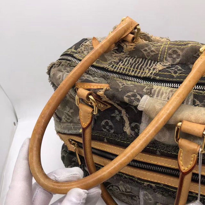 Vuitton/路易威登 中古牛仔拼接手提包  LV中古牛仔拼接手提包，經典老花，牛仔拼接設計，容量大，正常使用痕跡，牛仔包-22