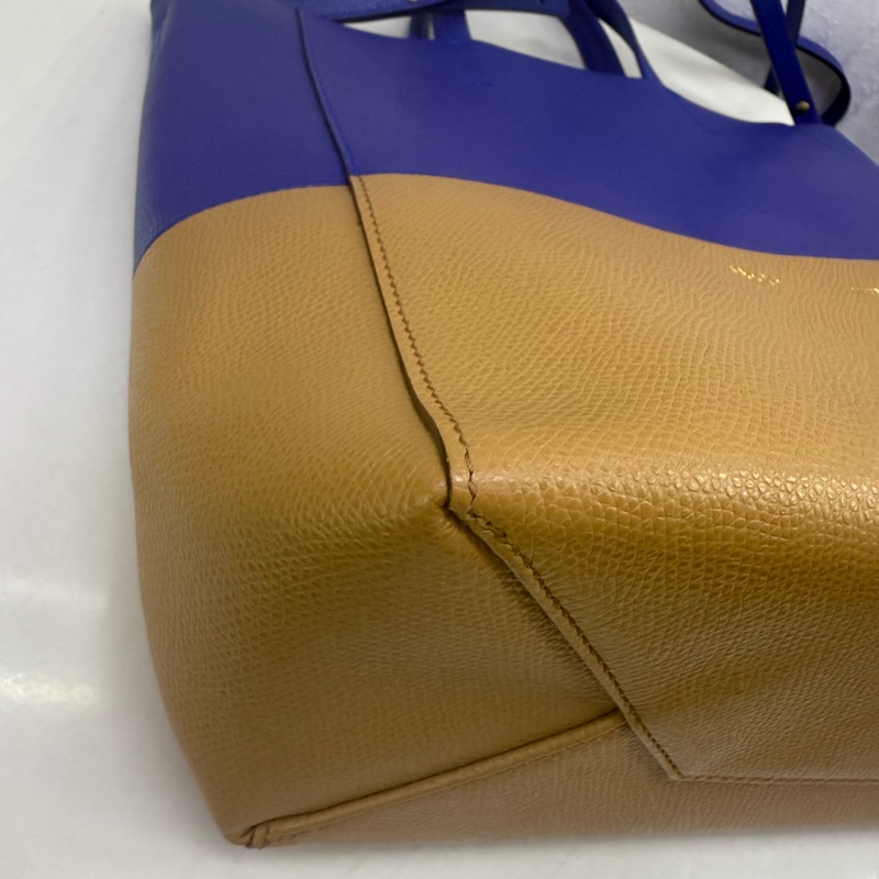 Celine Cabas Handbag-15