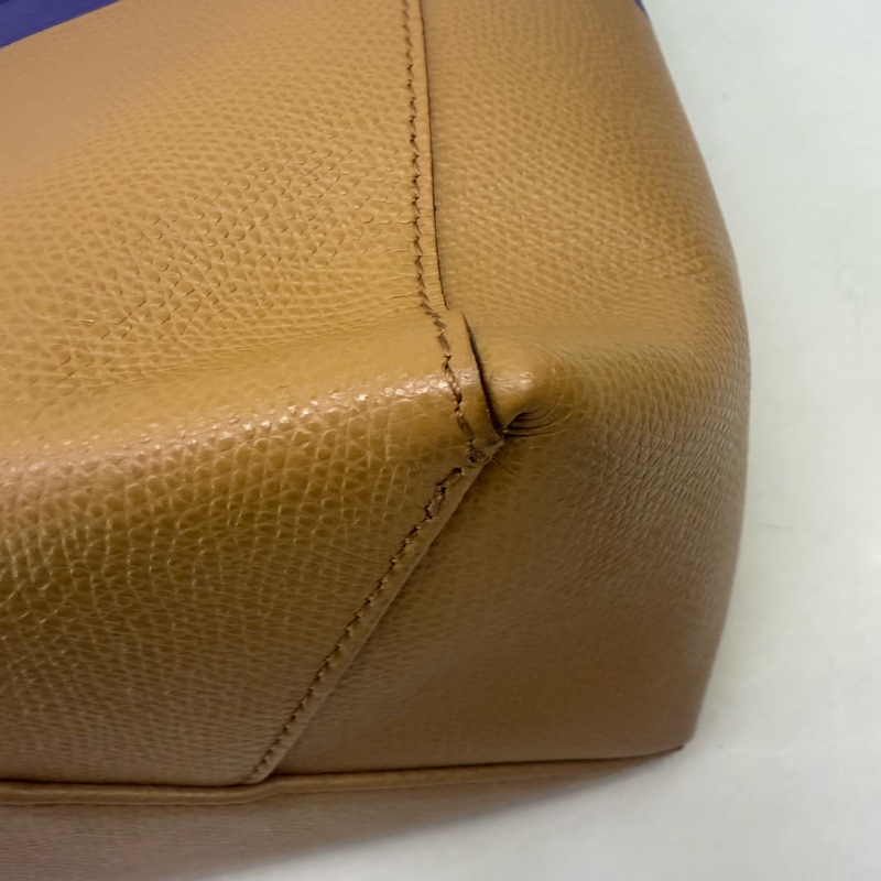 Celine Cabas Handbag-16