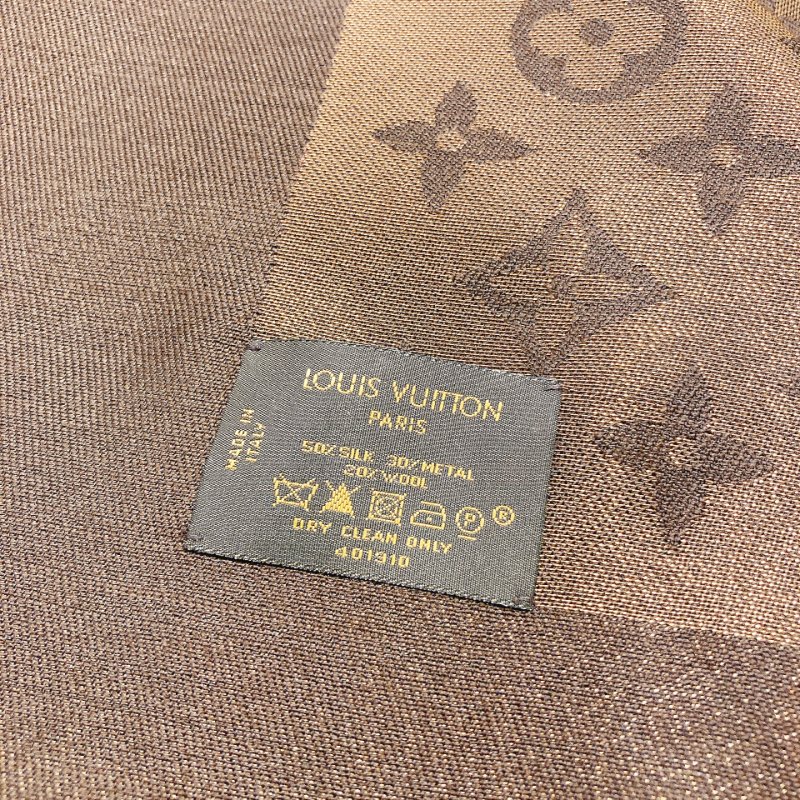 TW4549 Louis Vuitton路易威登 閃金咖色經典logo大方巾 Monogram Shine Shawl Sacrf 50% Slik x 20% Wool-6