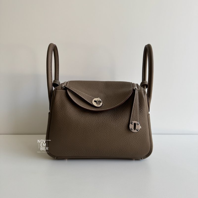 全新全配有購證💖 Hermès 愛馬仕 Lindy26 大象灰銀釦-0