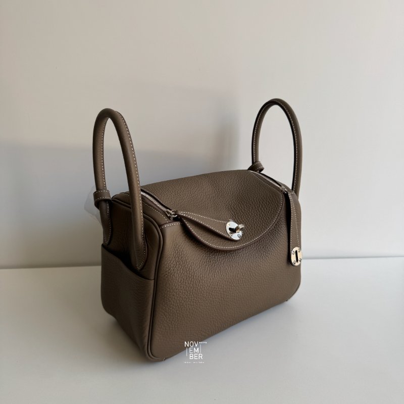 全新全配有購證💖 Hermès 愛馬仕 Lindy26 大象灰銀釦-1