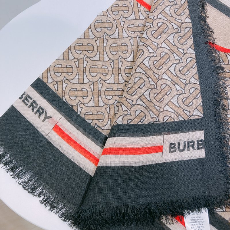 TW4550 Burberry 巴寶莉JB Logo方圍巾 Supreme Scarf 140 x 140cm 51% Wool x 49% Slik-1