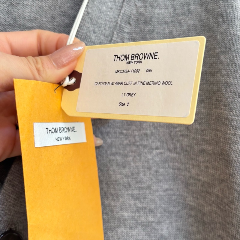 Thom Browne 經典灰色開襟外套 原價近五萬-7