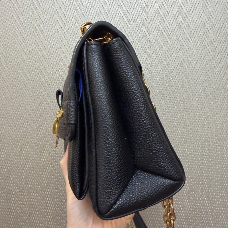 LV 黑牛皮壓紋金釦Vavin BB肩斜背包M44550-2