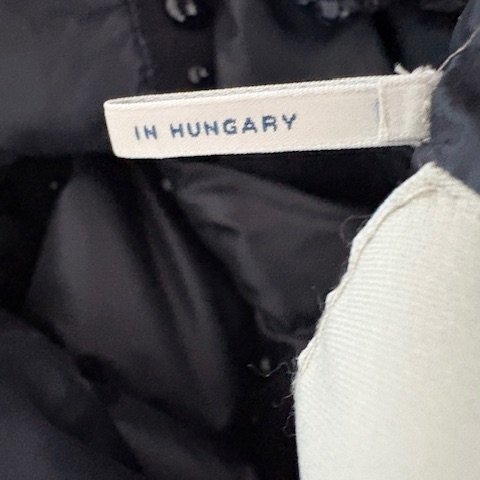 Moncler 薄款羽絨衣-18