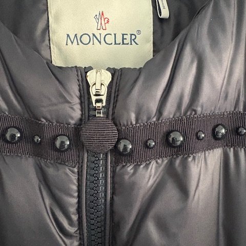 Moncler 薄款羽絨衣-25