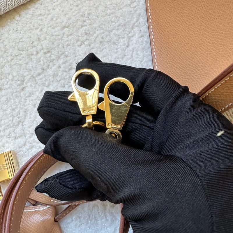 新到📍愛馬仕 Kelly 32 帆布拼皮 圈Y原始成色 品相極佳幾乎全新!拼色真的絕了,圈Y設計很特別,-25