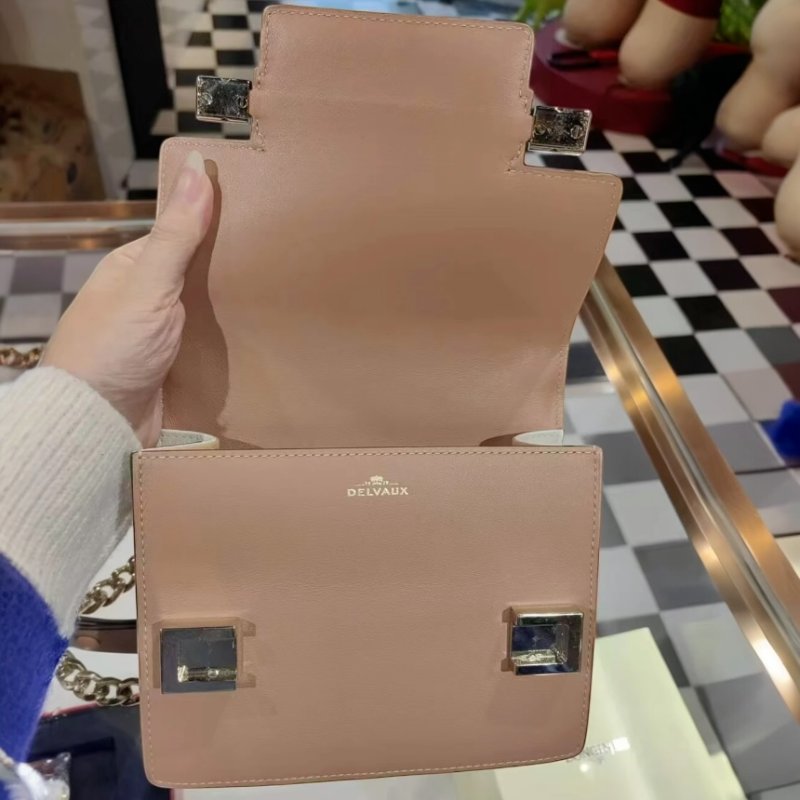 🎊佳節特賣🎁Delvaux Madame Chaine小型鍊帶牛皮肩揹包 白色/ 牛奶糖色-4