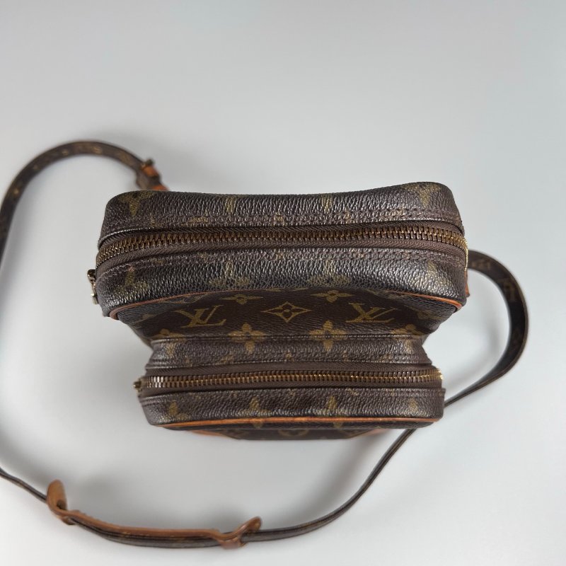 LV M45266 雙層相機包-4