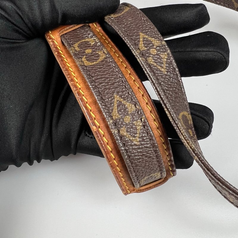 LV M45266 雙層相機包-9