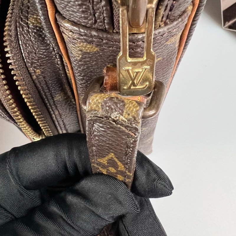 LV M45266 雙層相機包-13