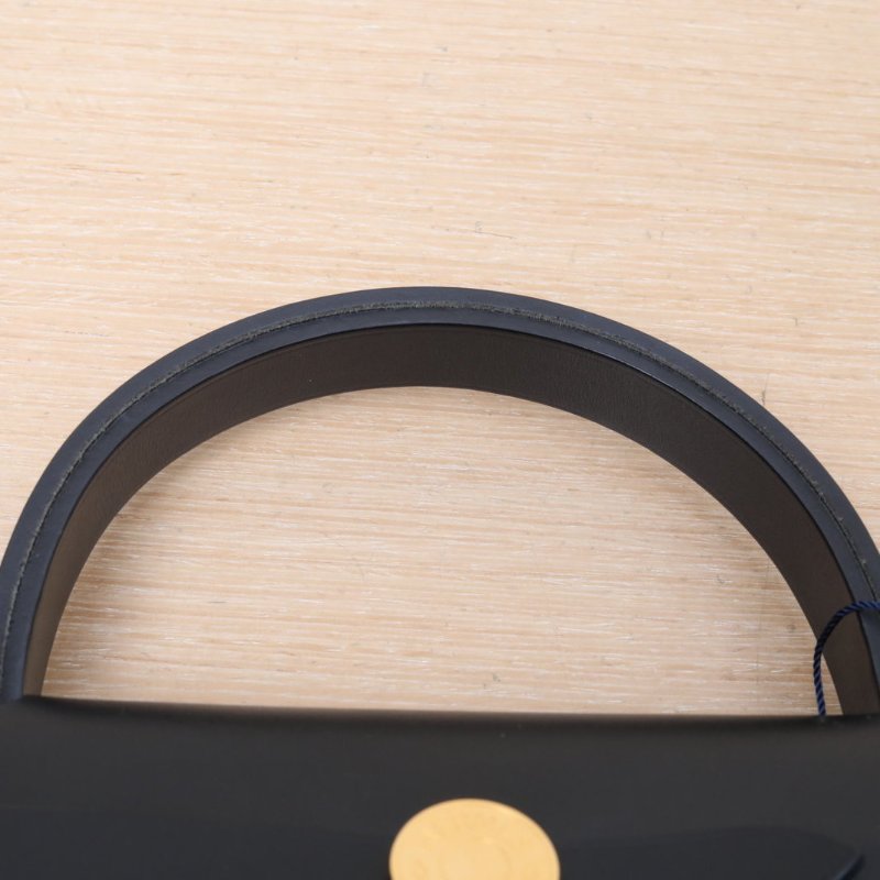 HERMES Herbag3189黑色帆布D刻金扣肩背包-2