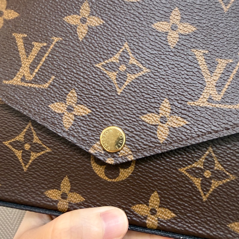 LV 原花金釦三合一鏈包M81896-1