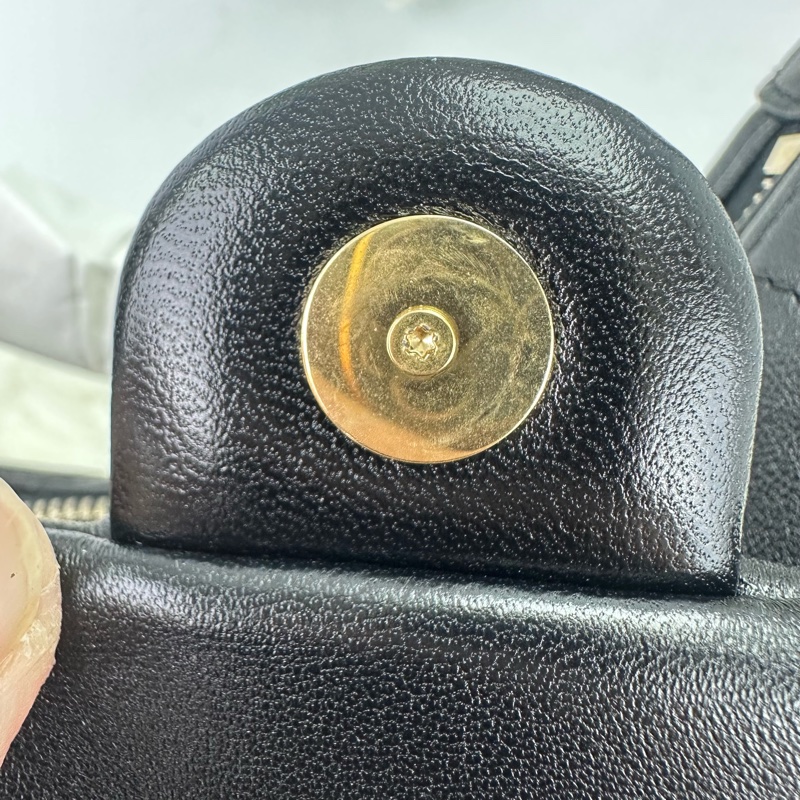 閑置品🌟25c 嬉皮款黑金羊皮HOBO Small Size 晶片款 2025年-12