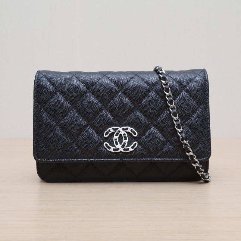 CHANEL 19BAG吸扣WOC19黑色荔枝牛皮晶片開皮穿鏈扣肩背包-1