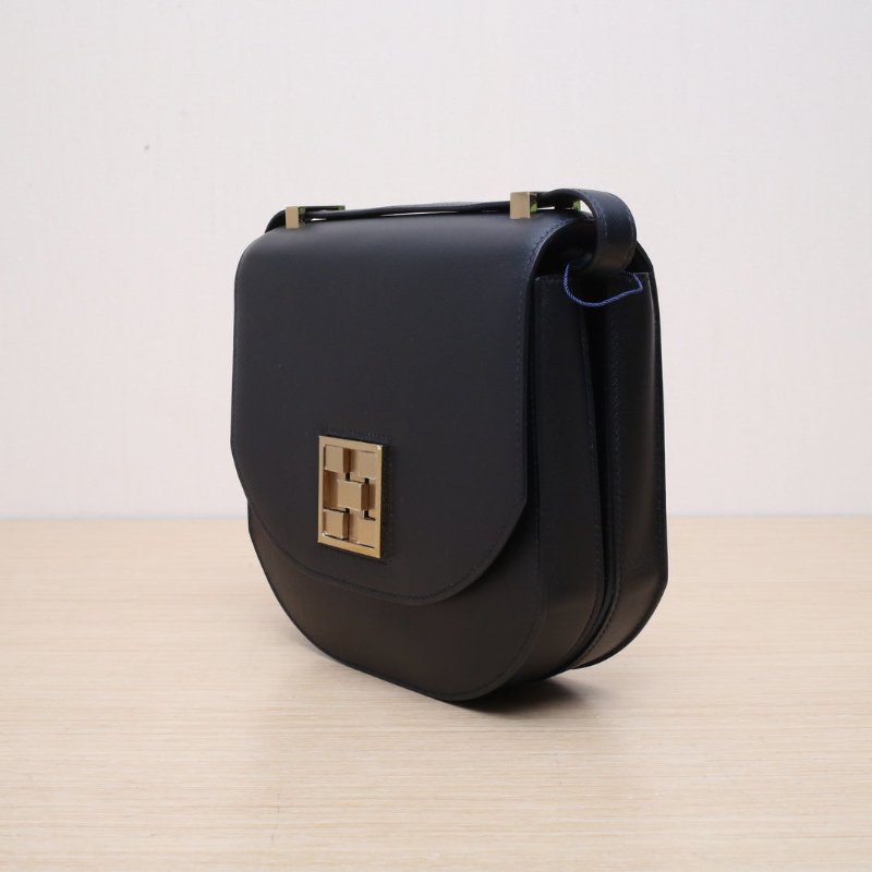 HERMES Mosaique馬賽克大號2189黑色MADAME皮D刻金扣肩背包-4