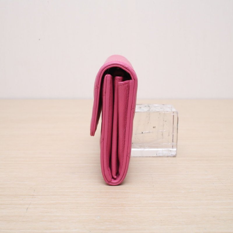 CHANEL 紫紅色羊皮18開金扣CF長款錢包肩背包-4