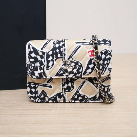 CHANEL 23C帆布塗鴉斜挎包肩背包