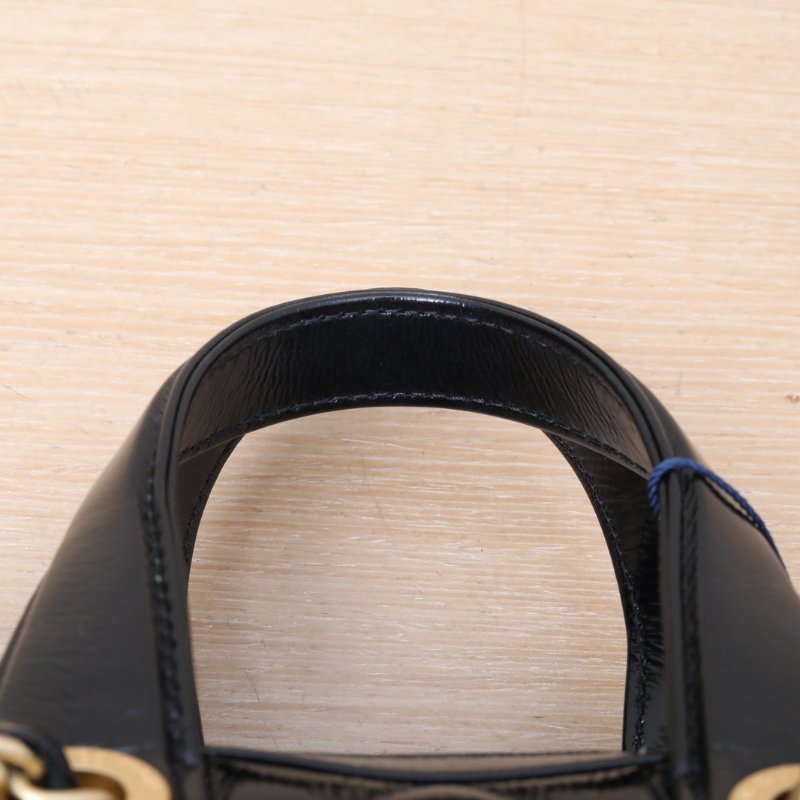 CHANEL 黑色油蠟皮晶片開金扣25A保齡球手提單肩包21肩背包-2