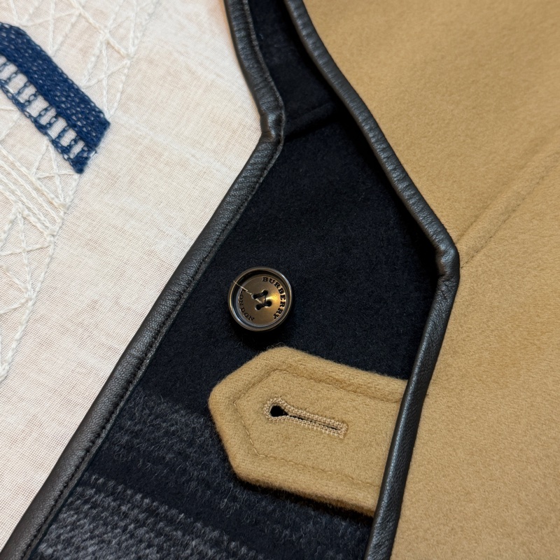 BURBERRY英國蜜色羊毛披肩斗篷L-6