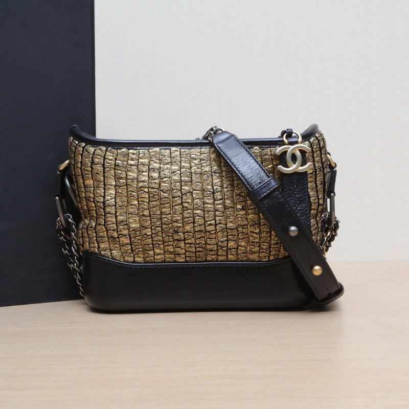 CHANEL GABRIELLE流浪小號20拼色牛皮27開金銀扣埃及系列肩背包-0
