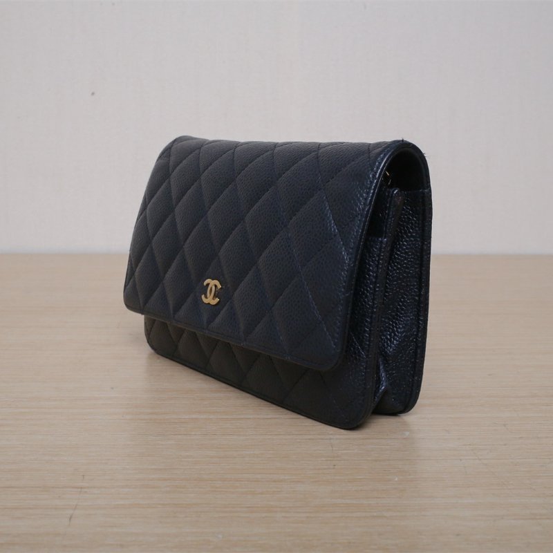 CHANEL CFWOC19黑色荔枝牛皮18開金扣肩背包-4