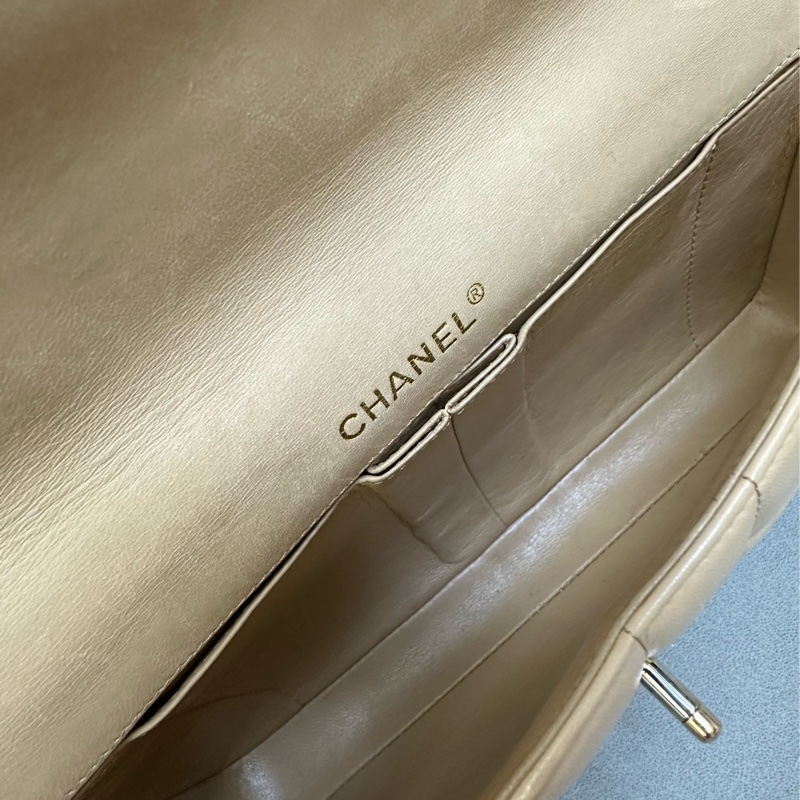 Chanel奶茶色冰格-5