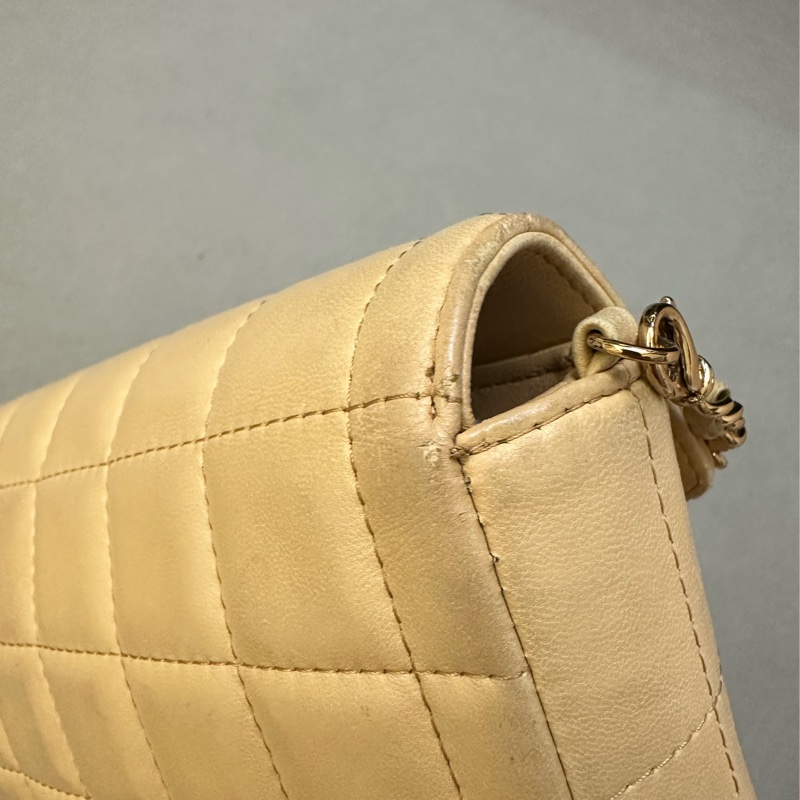 Chanel奶茶色冰格-32