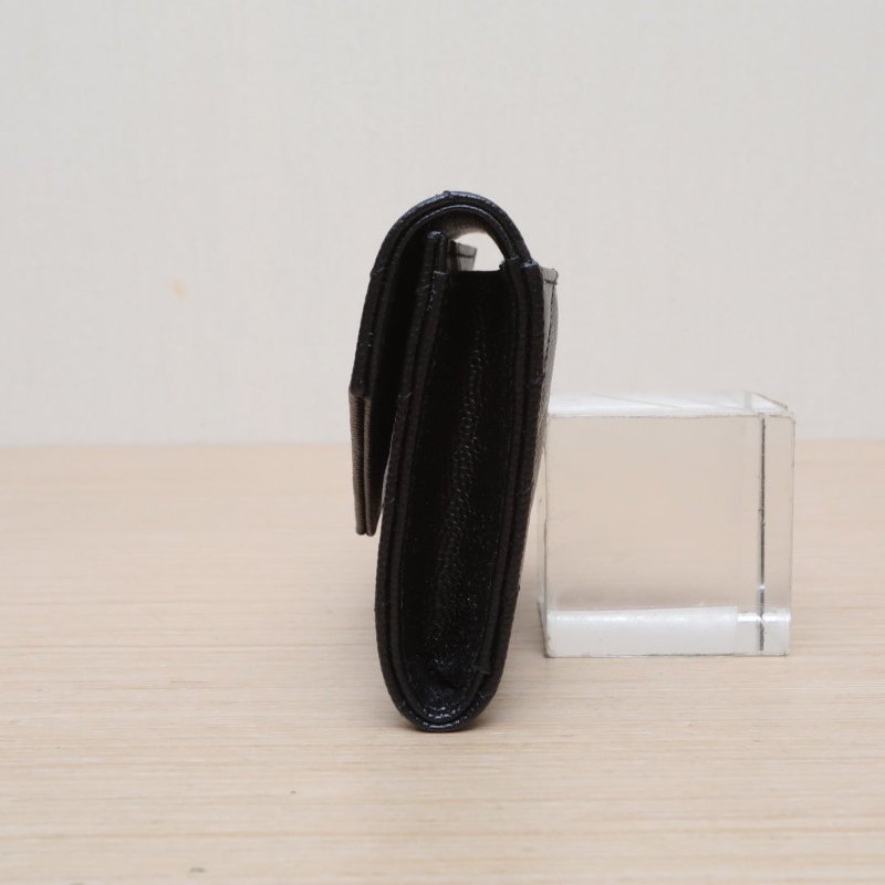 SAINT LAURENT 黑色牛皮金標Logo對折錢包肩背包-3