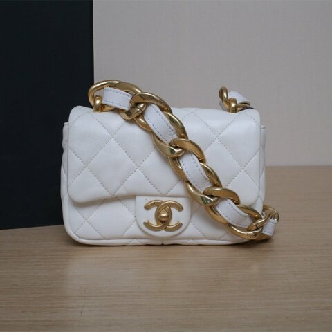 CHANEL 22P粗鏈條單肩包MINI17白色羊皮晶片開金扣肩背包