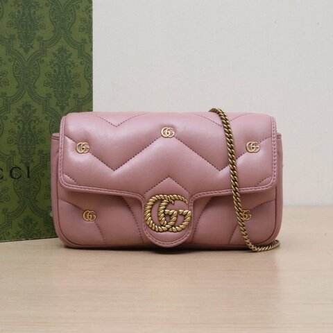 GUCCI 粉色羊皮金扣GGMarmont肩背包Mini22鉚釘泡芙包帶子袋肩背包