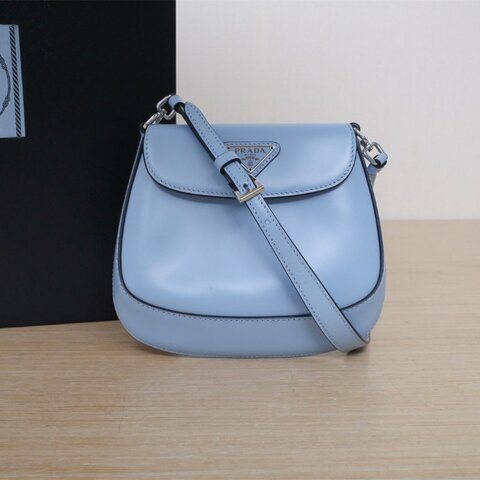 PRADA Cleo翻蓋式單肩包亮面皮革小號藍色牛皮銀扣肩背包