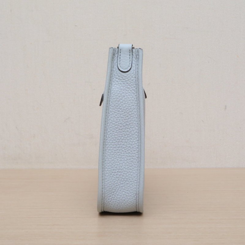 HERMES EvelyneMINI1608聖杯藍TC皮W刻銀扣肩背包-4