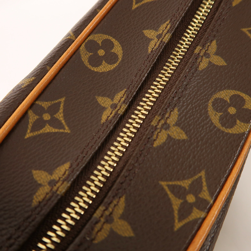 LOUIS VUITTON Monogram Boulogne肩背袋-14